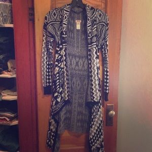 Black & white printed cardigan